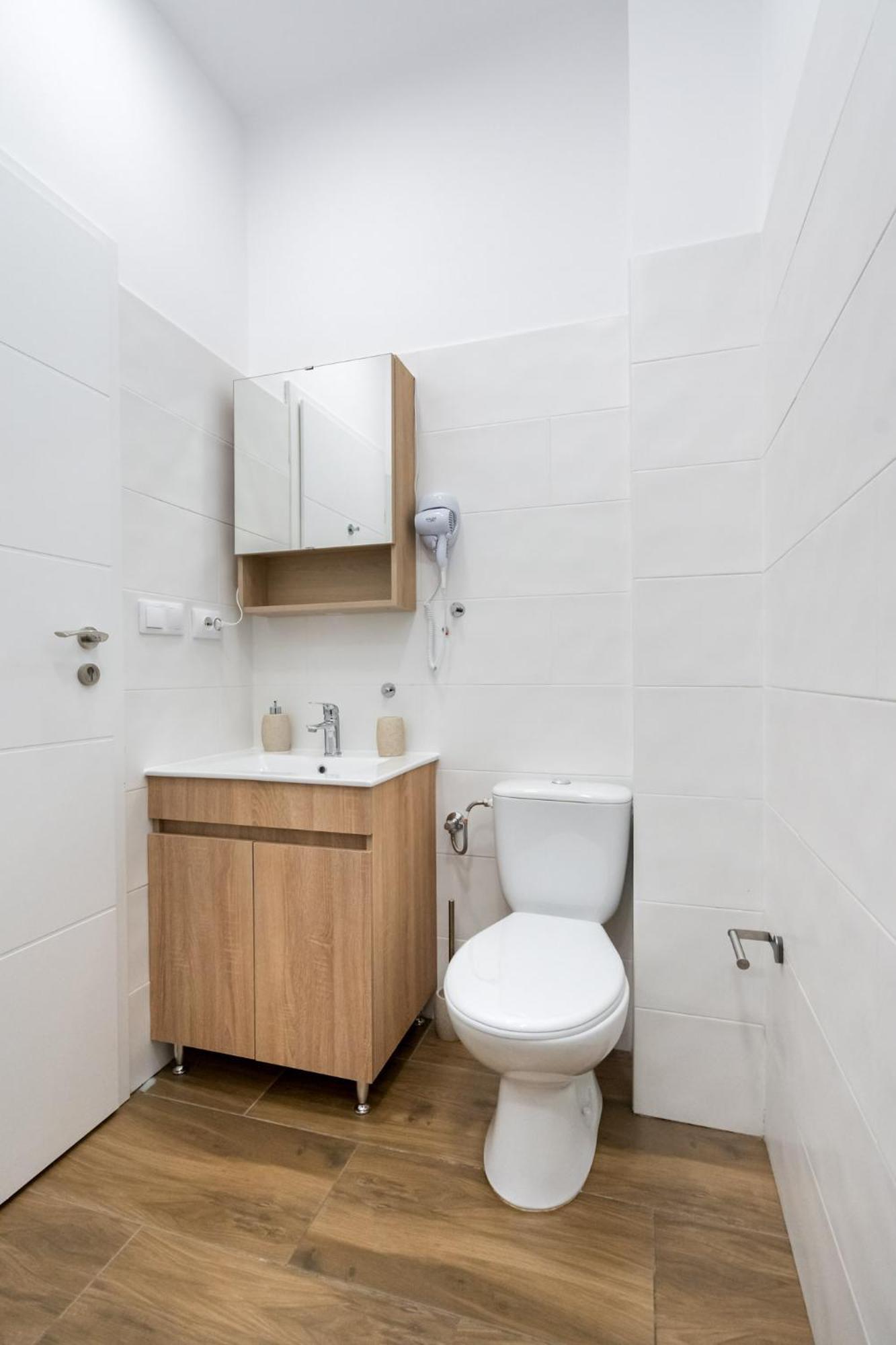 Urban Walls Apartments 5B Bukarest Eksteriør billede